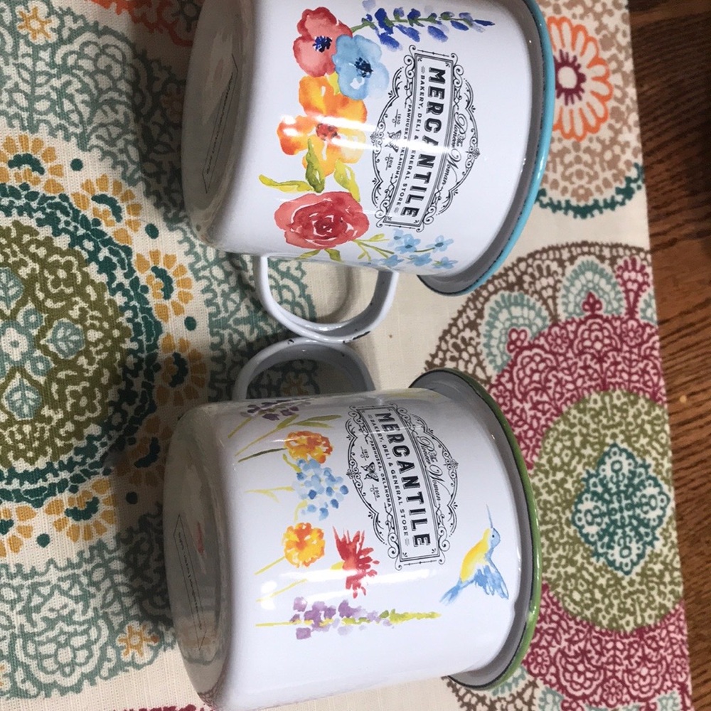 Pioneer Women Merchant Mugs